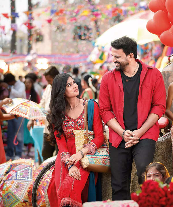 'Boo' Telugu Trailer: Rakul Preet Singh And Nivetha Pethuraj Starrer ...