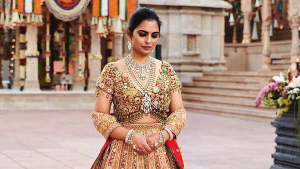 Isha-Ambani (2)