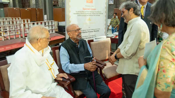 Vishal Bhardwaj attended the evening with Rekha Bhardwaj