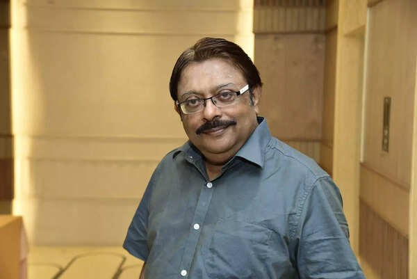 Trailer Launch of upcoming Tollywood Movie Hemanter Aparanha held at Hindusthan Club, Kolkata_9