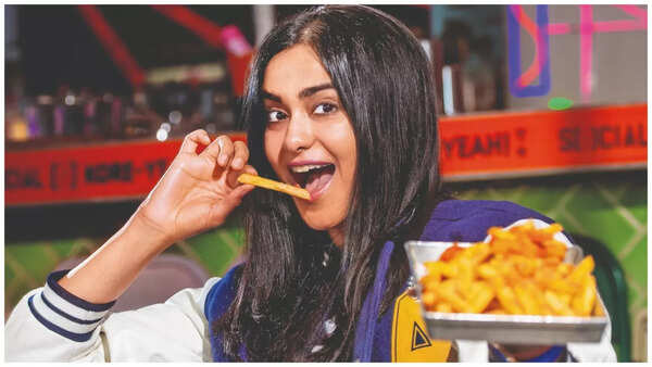 Adah Sharma enjoys a plate of French fries (BCCL/Prathamesh Bandekar)