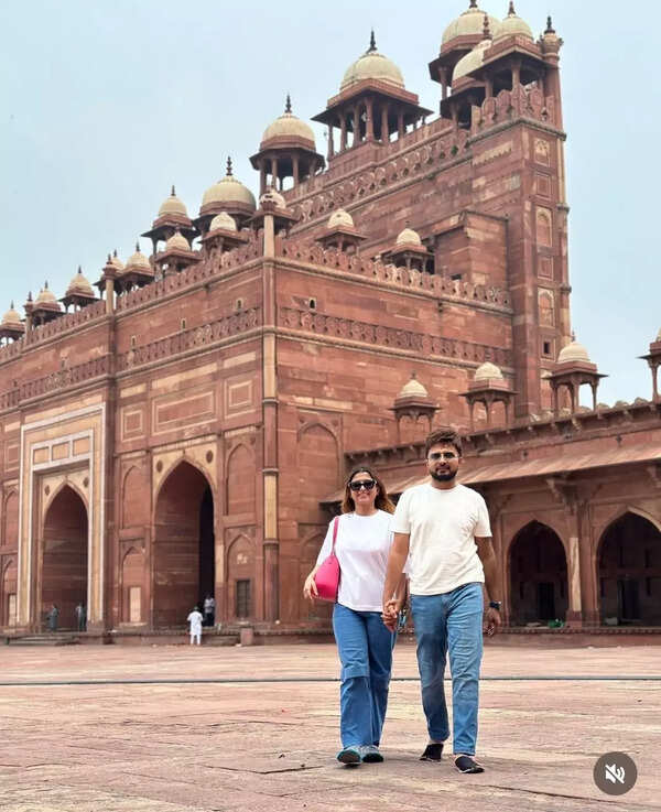 Somi Khan and Adil Khan Durrani in Fatehpur Sikri