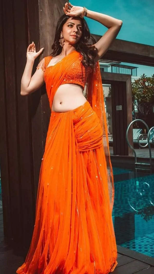 Vedhika Photos