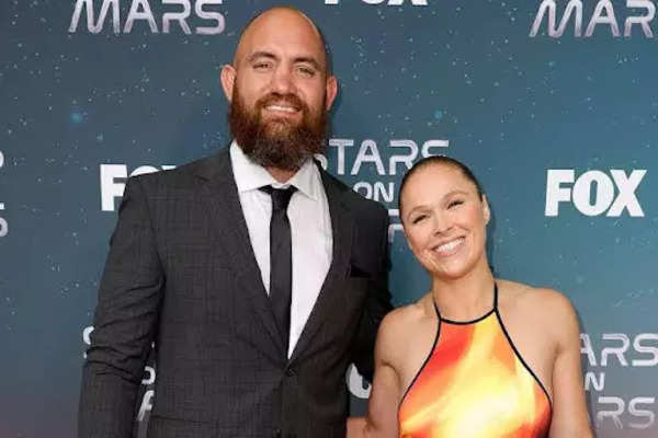 Ronda Rousey and Travis Browne