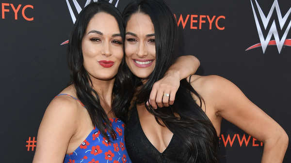 Bella Twins (Nikki and Brie Garcia).