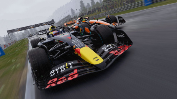 Driving in rain isn't that easy, and that too an Formula 1 car