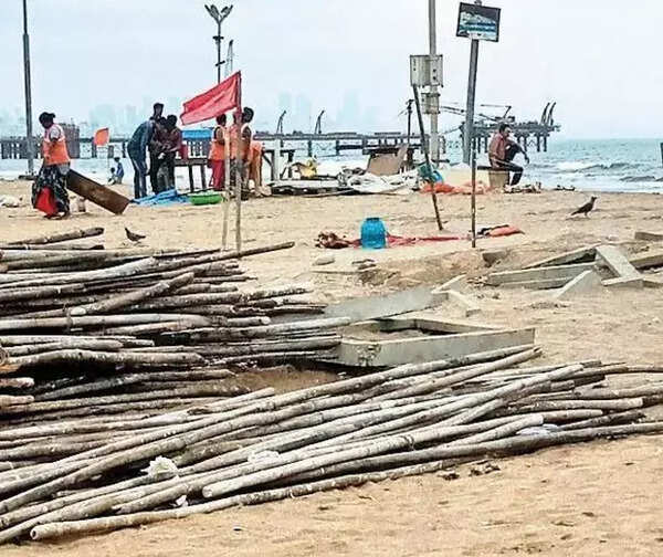 Versova beach where a speeding SUV ran over Ganesh Yadav