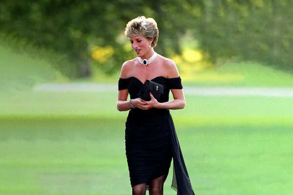 Things which made Princess Diana the ultimate style icon of '90s - Times of  India