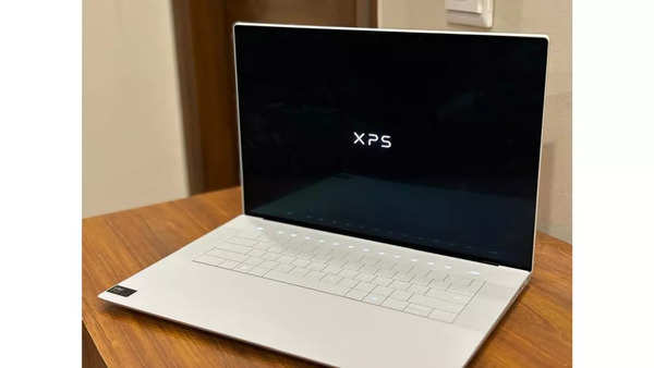 Dell XPS 16 display