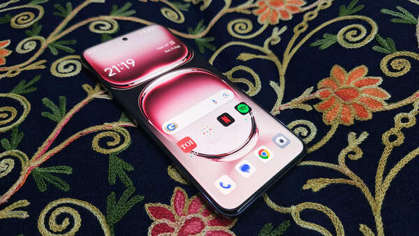 Features on Oppo Reno 12 Pro reduces eye strain