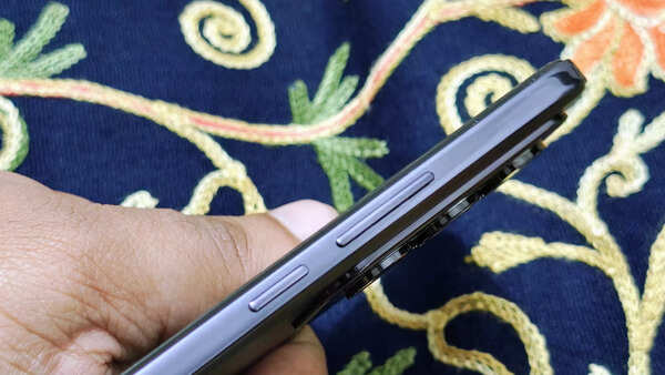 Buttons on Oppo Reno 12 Pro 5G