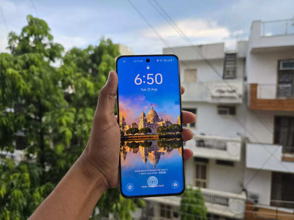 Realme 13 Pro+ 5G Display