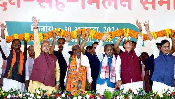 Champai Soren joins BJP