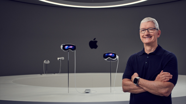 Tim Cook revealed the Vision Pro Apple's WWDC 2023