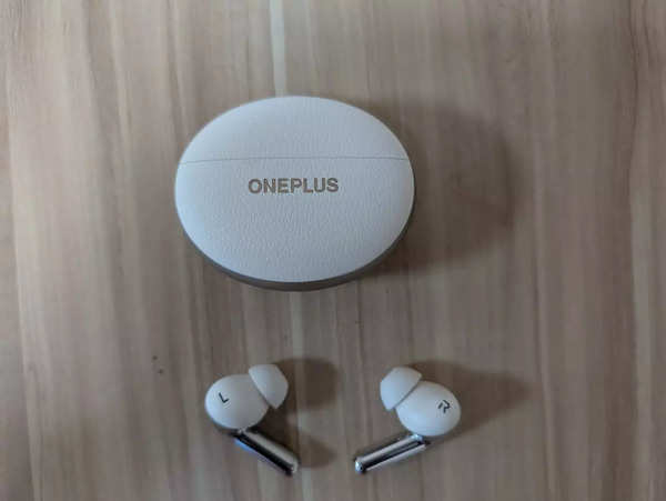 OnePlus Buds Pro 3