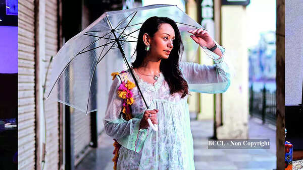 The captivating charm of Lakhnawi and UP accent: How local storytelling ...