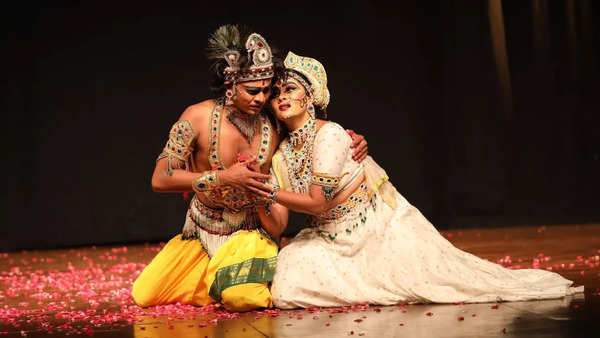 This captivating two-and-a-half-hour production promised a mesmerising journey through Krishna's life.