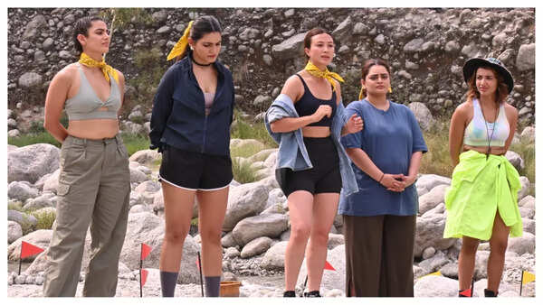 Arushi Chawla, Jeevika Tyagi, Eksha Kerung, Bebika Dhurve and Tejaswi Madivada