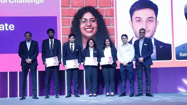 business new tamfitronics Jury Choice Winners Team Elevate, from IIM Lucknow