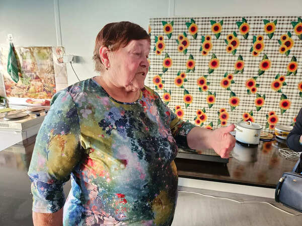 Lyudmyla (79) from Siversk in Donetsk region.