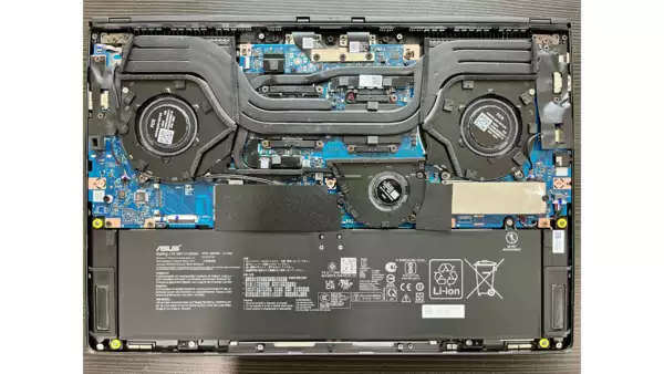 An inside look at Zephyrus G16, courtesy Asus