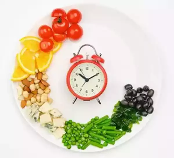 Intermittent fasting may boost health of people with heart disease, diabetes