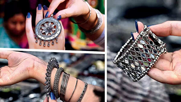 Oxidised jewellery is a go-to for garba fits