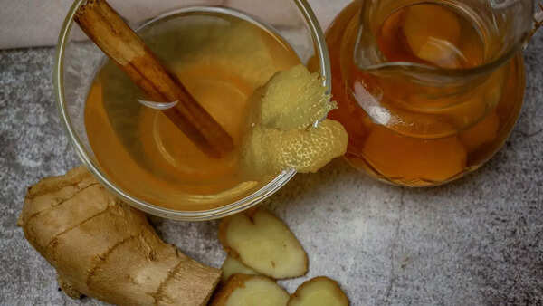 Ginger Cinnamon Water Benefits: What happens when you drink Ginger Cinnamon  water everyday? | - Times of India