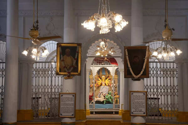 Chatu Babu Latu Babu  barir Pujo (2)