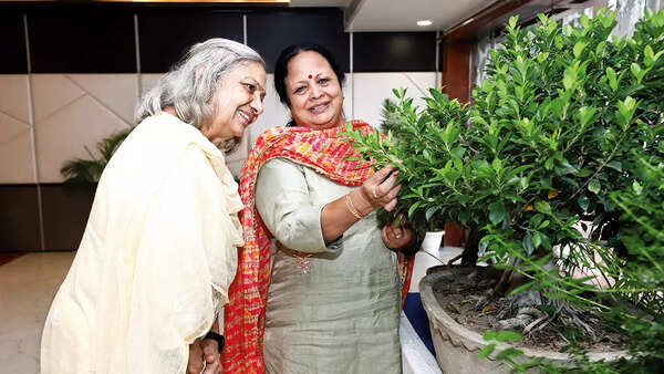 Saroj (L) and Bharti