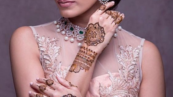 Half-hand mehendi design