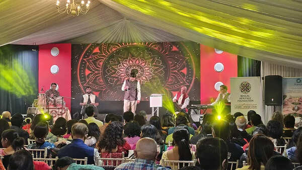 Performance at London Sharad Utsav