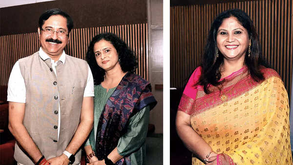 (L) Prof SP Singh and Sarika Singh (R) Parul
