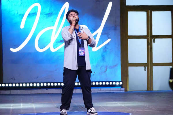 Srijan Porail in Indian Idol 15[54] (2)