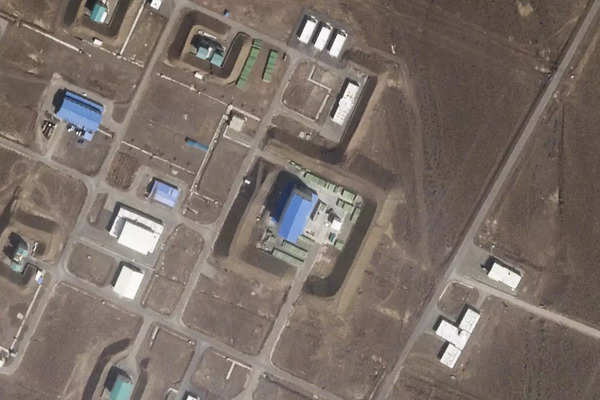 Satellite photos show Israeli strike likely hit important Iran Revolutionary Guard missile base (3).