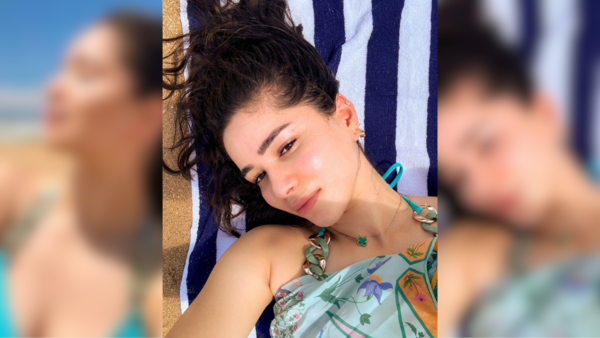 Sara Tendulkar in swimsuit