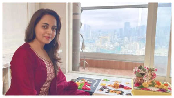 Priya Patidar at the Grah Pravesh puja of her new home