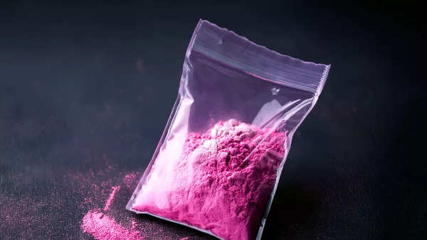 Pink cocaine (2)