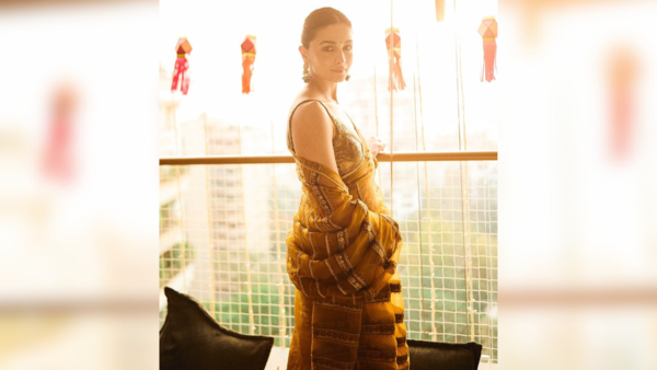 Alia Bhatt in golden sari