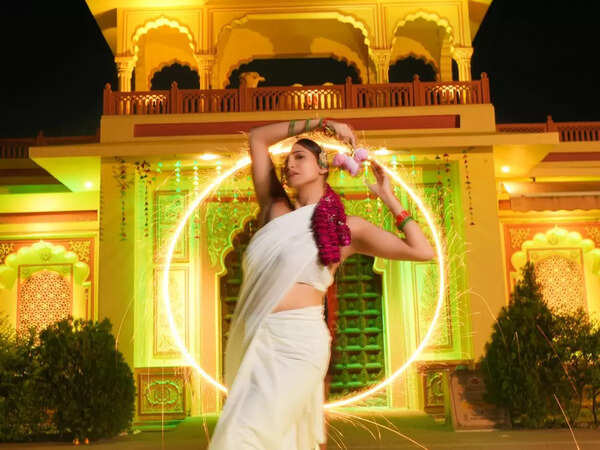 Aahna Kumra