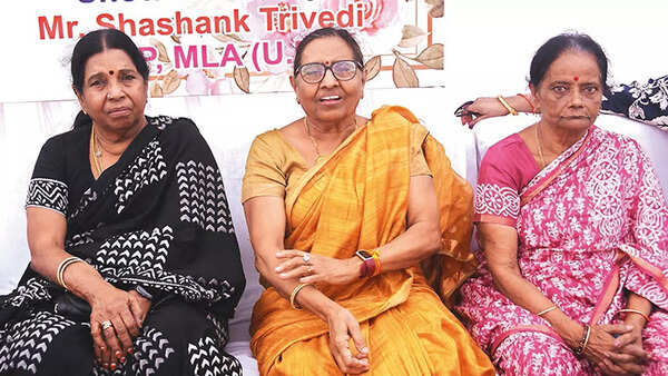 (L-R) Rukmini Sudarsan, Vimla Trivedi and Maya Pathak