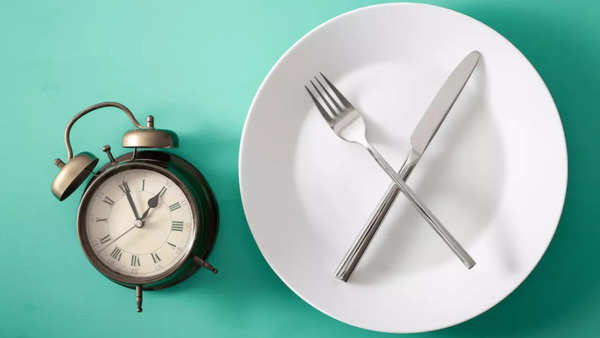 Eating small or fasting (1)