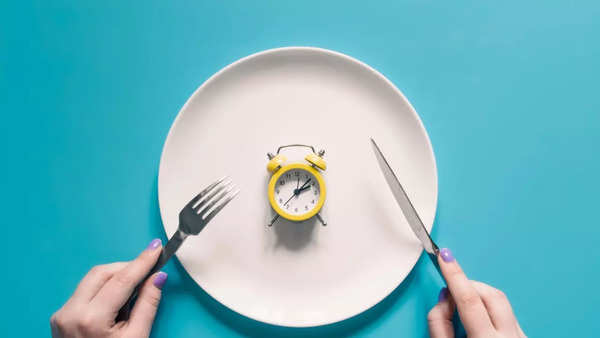 Eating small or fasting (2)