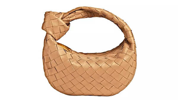 Bottega Veneta bags – like the Jodie – are a celebrity & influencer favourite