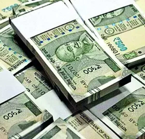 Multicrore cash-for-jobs scam rocks Goa, hundreds duped