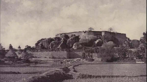 Thirumayam Fort in Tamil Nadu from British archives (Credits: X)