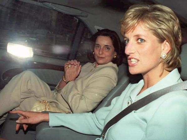 1996: Die Ehe von Charles und Diana wird nach 15 Jahren aufgelöst. Die Prinzessin galt weiterhin als Mitglied der königlichen Familie und lebte weiterhin im Kensington Palace.