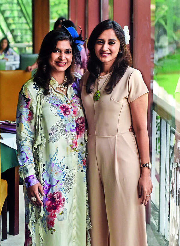 Fascinators glam up city autumn races | Events Movie News - Times of India