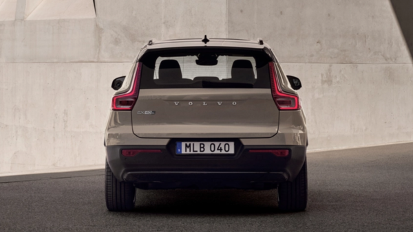 New Volvo EX40