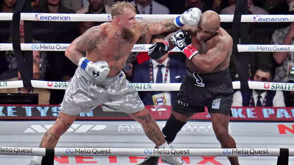 Mike Tyson vs Jake Paul